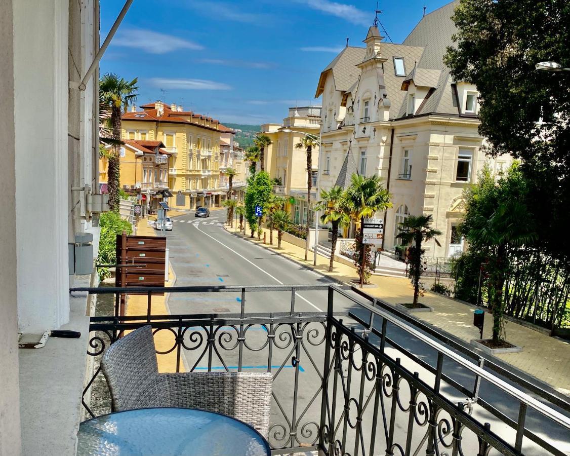 Villa Sokol Apartments Opatija center Esterno foto