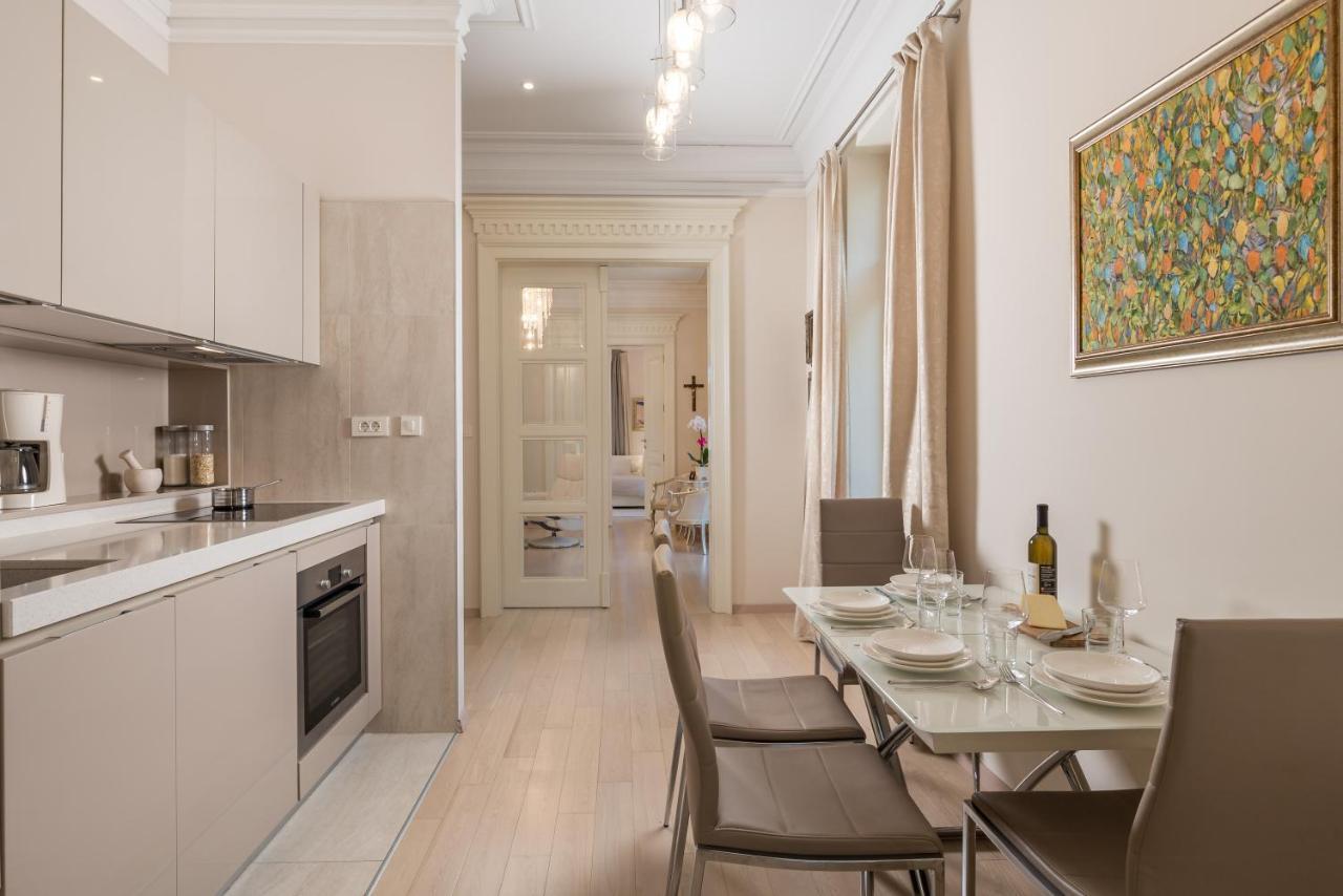 Villa Sokol Apartments Opatija center Esterno foto