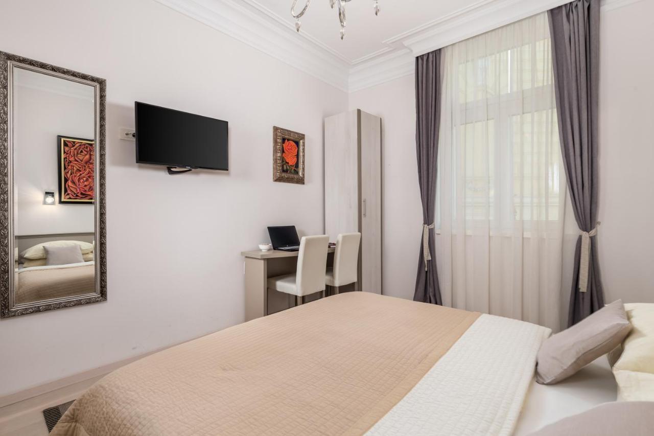 Villa Sokol Apartments Opatija center Esterno foto