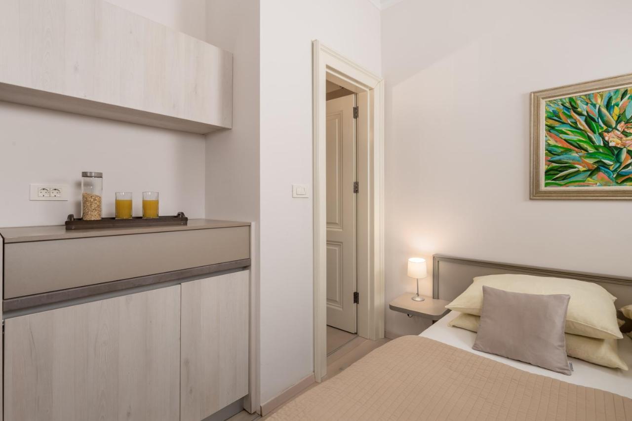 Villa Sokol Apartments Opatija center Esterno foto