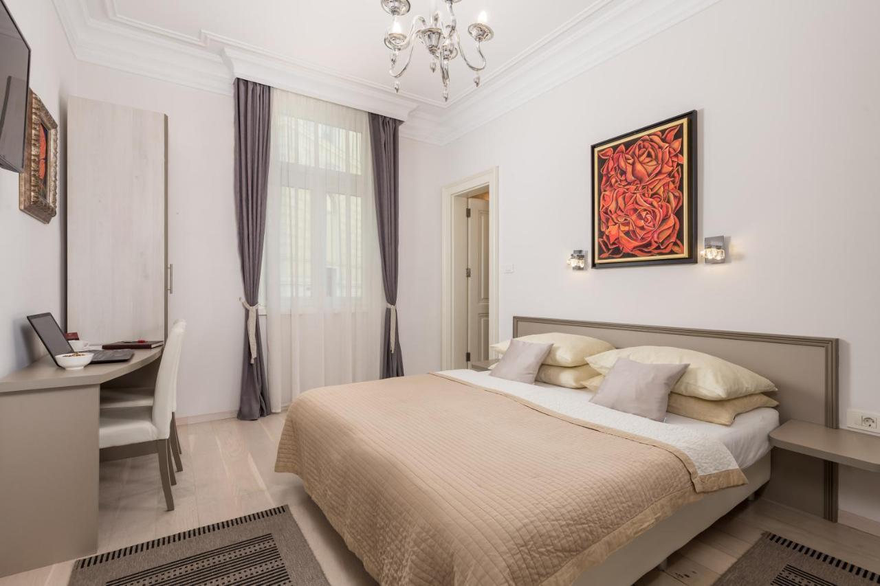 Villa Sokol Apartments Opatija center Esterno foto